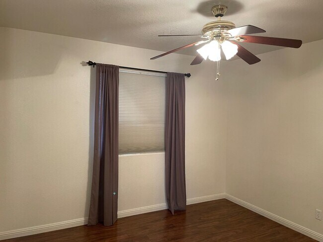 Building Photo - Coming Soon! DO NOT DISTURB TENANTS!