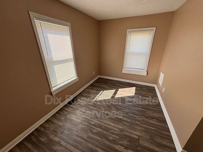 Building Photo - 2030 Pater Ave