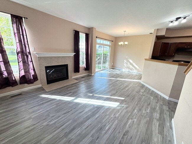 Building Photo - 3922 Preston Dr