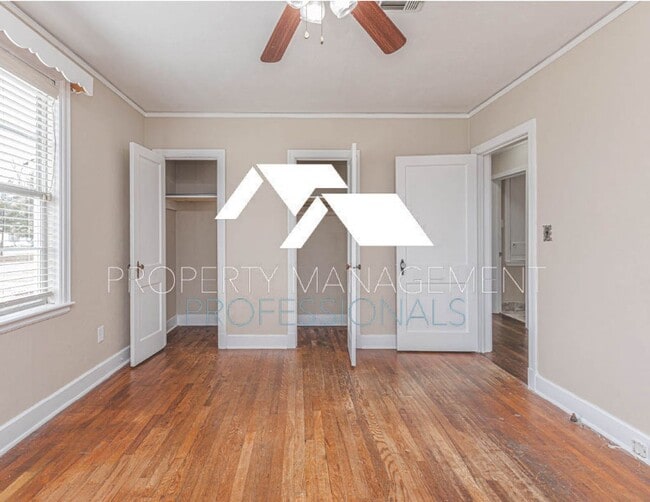 Building Photo - Spacious and full of character!
