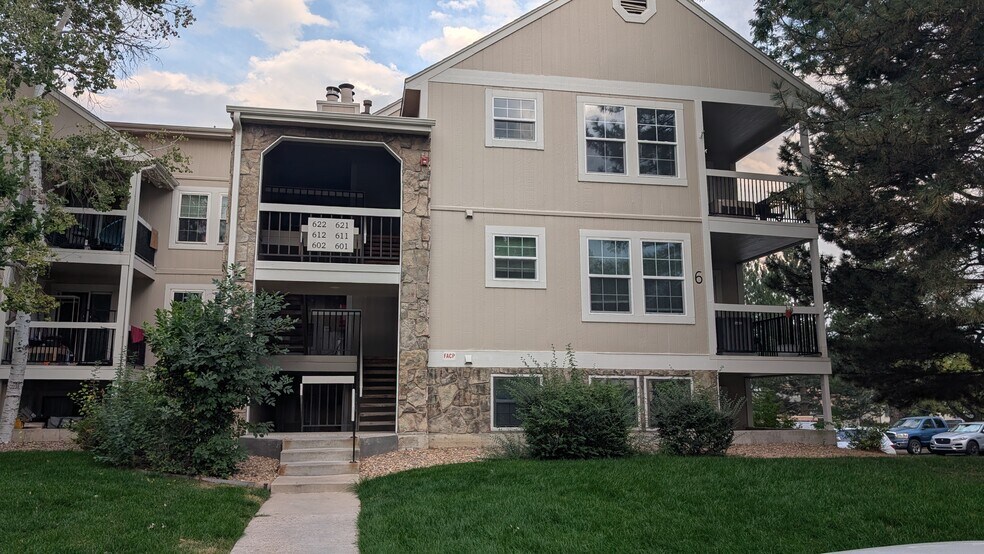 Building Photo - 5403 W 76th Ave