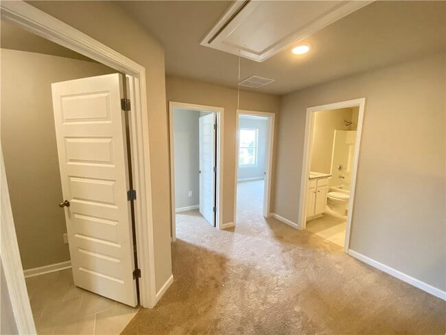 Building Photo - 3761 Prospect Point Dr