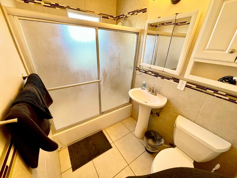 Building Photo - 4120 Gamma St