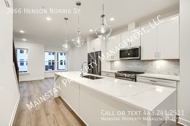 Building Photo - 2066 Henson Norris St