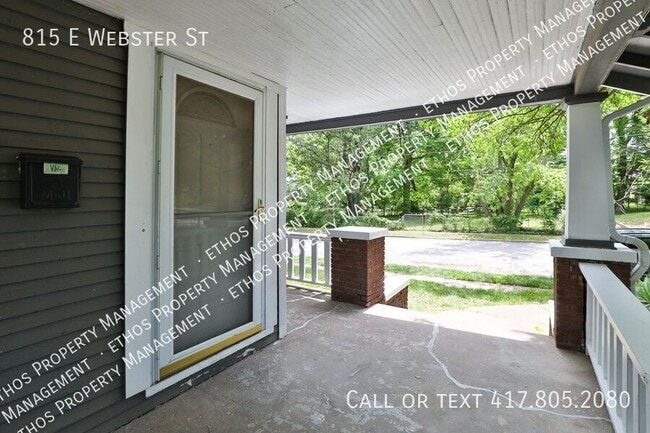 Building Photo - 815 E Webster St