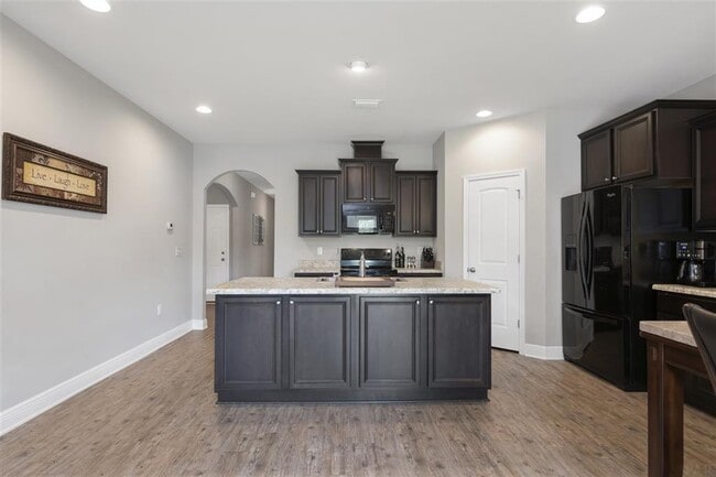 Building Photo - 8605 Bucklebury Dr