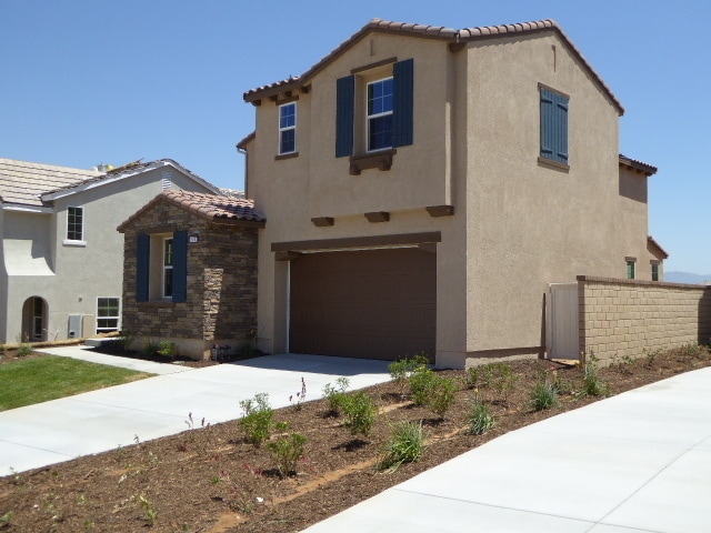 Building Photo - 4-Bedroom Home with Solar, Loft, and Gated Community Amenities in Valencia!