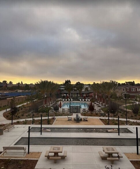 Building Photo - 29598 Via Frontera