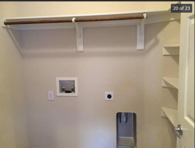 Building Photo - 2316 Priscella Dr