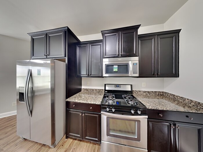 Building Photo - 1561 Cobblefield Cir