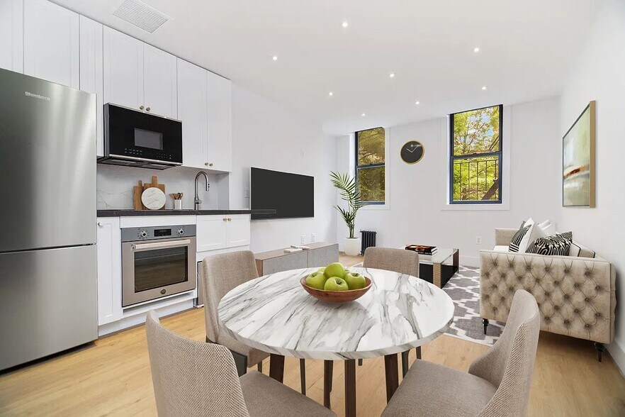 Primary Photo - 153 Rivington St