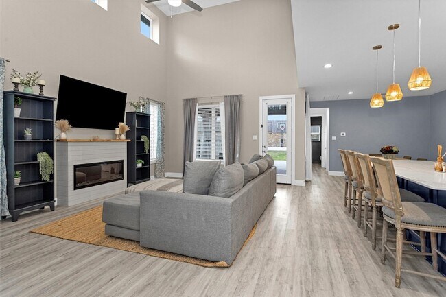 Building Photo - 14217 Savage River Ln