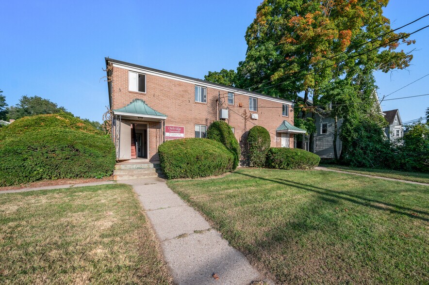 Primary Photo - 50 Church St