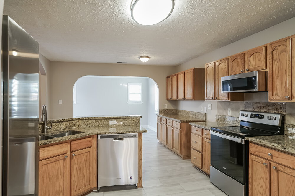 Building Photo - 2304 Charny Dr