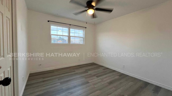 Building Photo - Updated 3 Bedroom/2 Bath Water Paid!!!