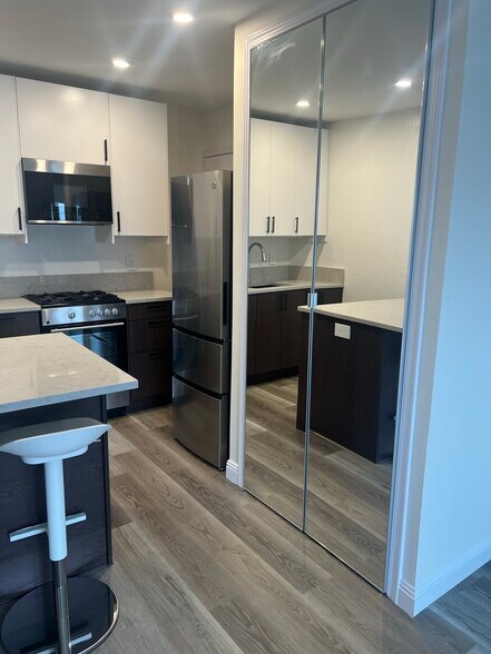 Kitchen - 2924 Thunder Dr