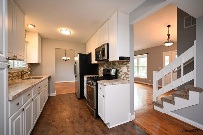 Building Photo - 744 Concord Dr