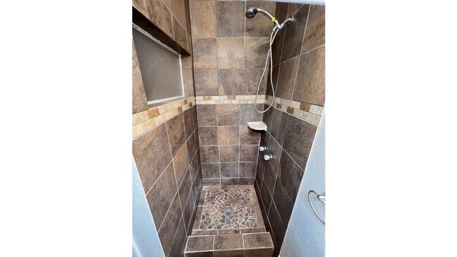 Building Photo - 10263 Casa View Dr