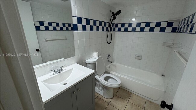 Building Photo - 4111 Stirling Rd