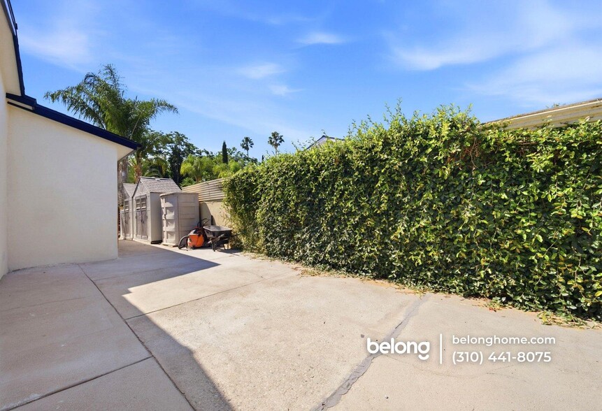 Building Photo - 7947 Atoll Ave