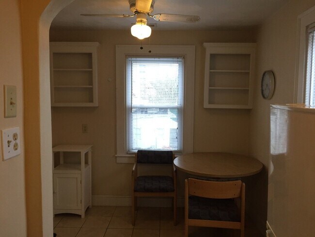 Building Photo - One Bedroom in Olde Town Portsmouth