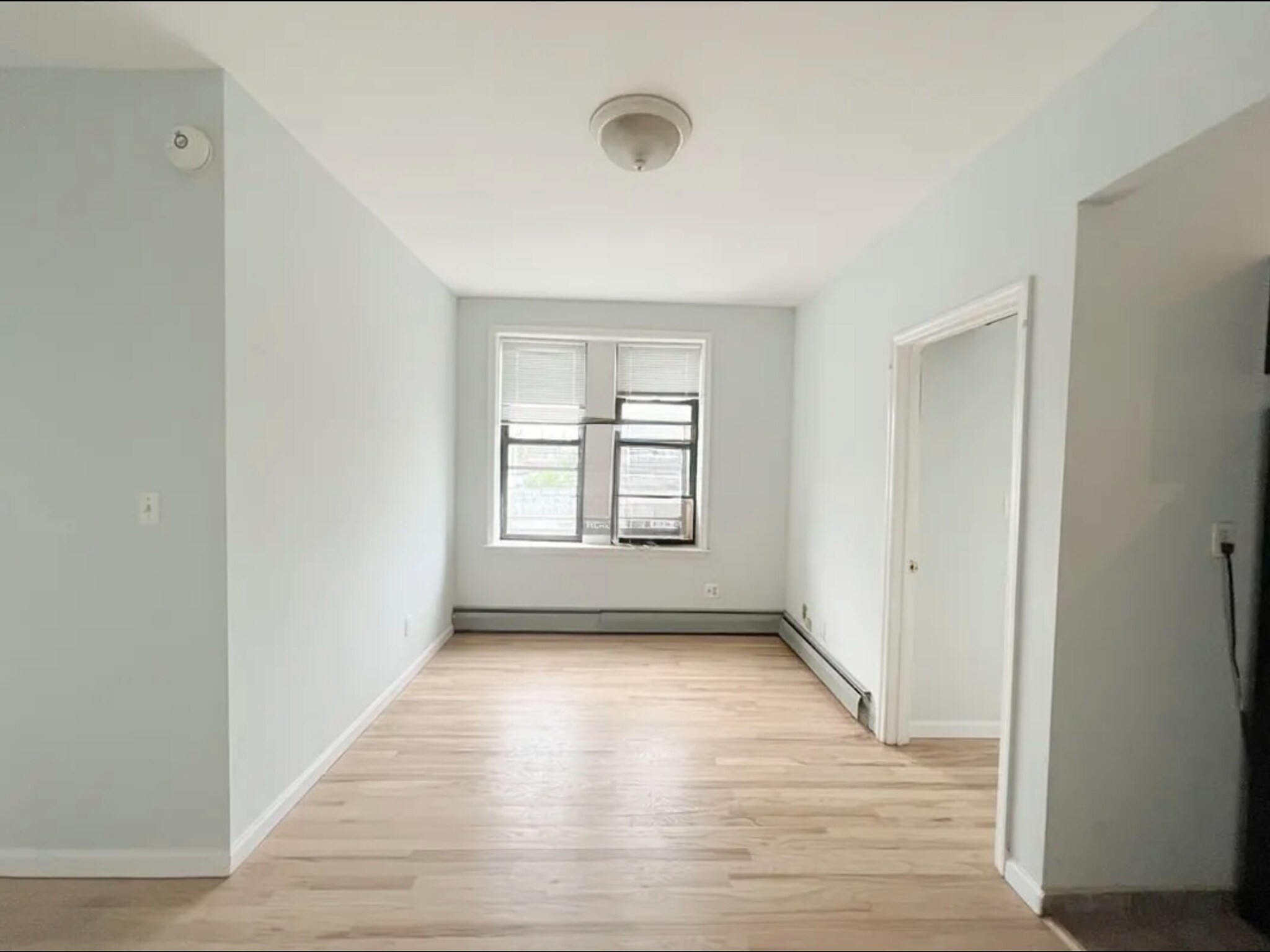 Building Photo - 3707 36th Ave