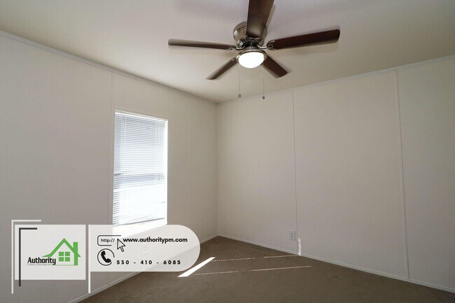 Building Photo - 21311 Old 44 Dr