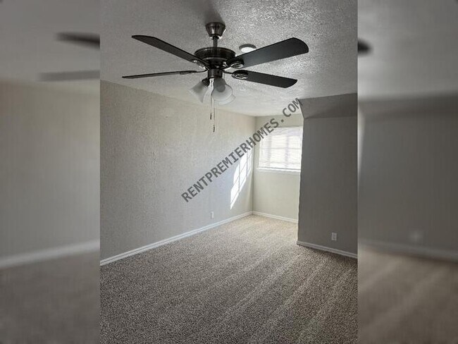 Building Photo - 701 NE 81st St