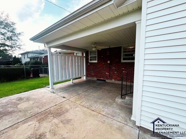 Building Photo - 9400 Habersham Dr