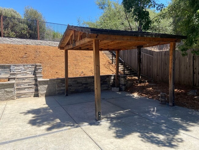 Building Photo - Solar Home - Immaculate El Dorado Hills 4 ...