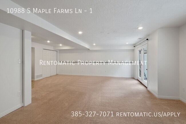 Building Photo - 10988 Maple Farms Ln