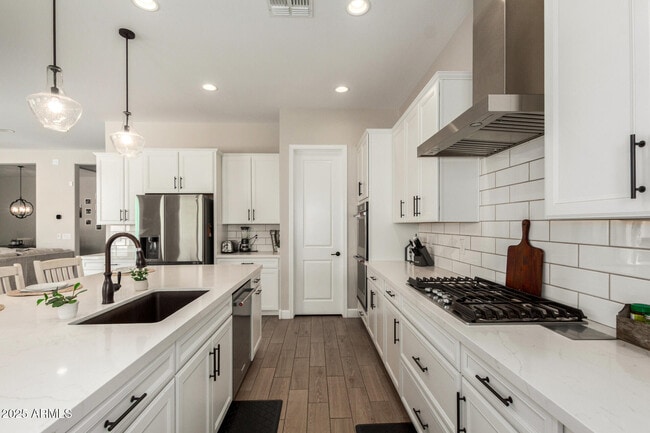 Building Photo - 5314 N 182nd Ln