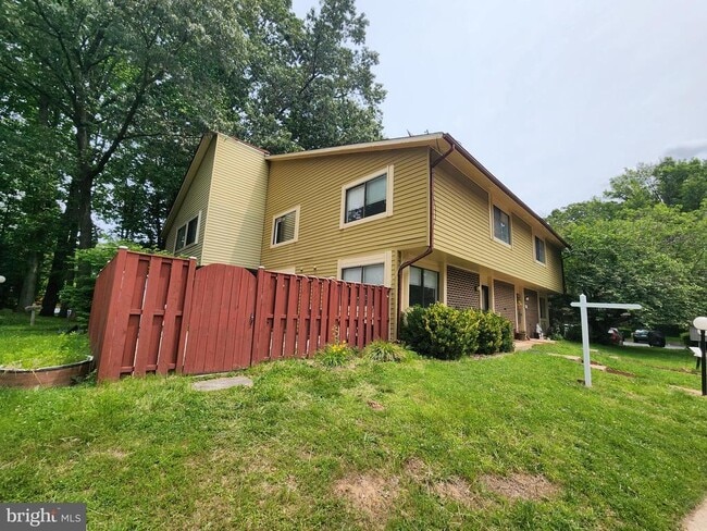Primary Photo - 10662 Spring Oak Ct