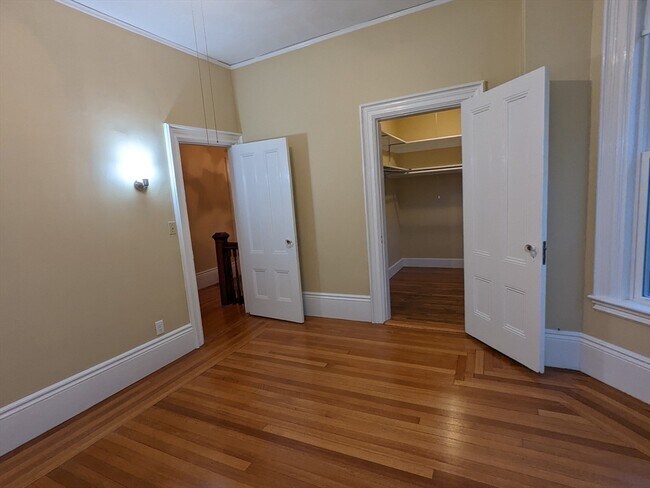 Building Photo - 131 Summer St