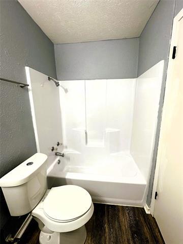 Building Photo - 101 Redbud Ct