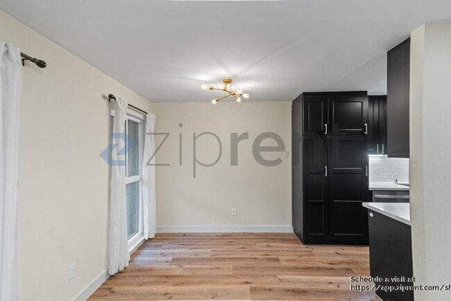 Building Photo - 291 Tradewinds Dr