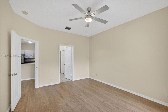 Building Photo - 107 Lighthouse Cir