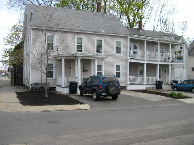 Building Photo - 16 Beech St