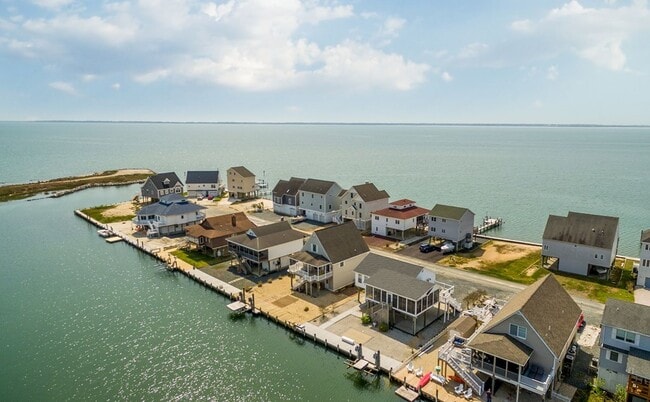 Building Photo - 2325 Rudder Ct