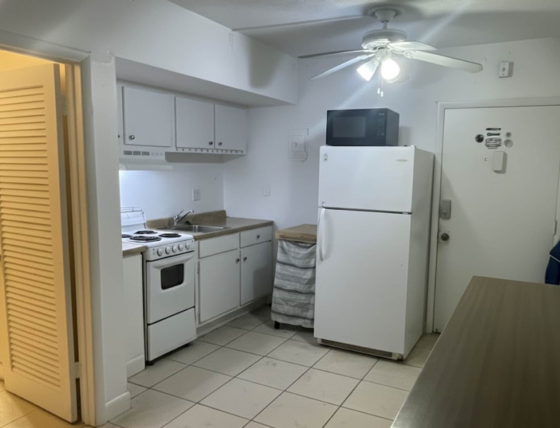 KITCHEN - 4800 Ocean Beach Blvd