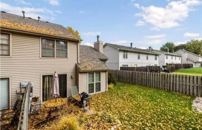 Building Photo - 15411 E 48th Terrace