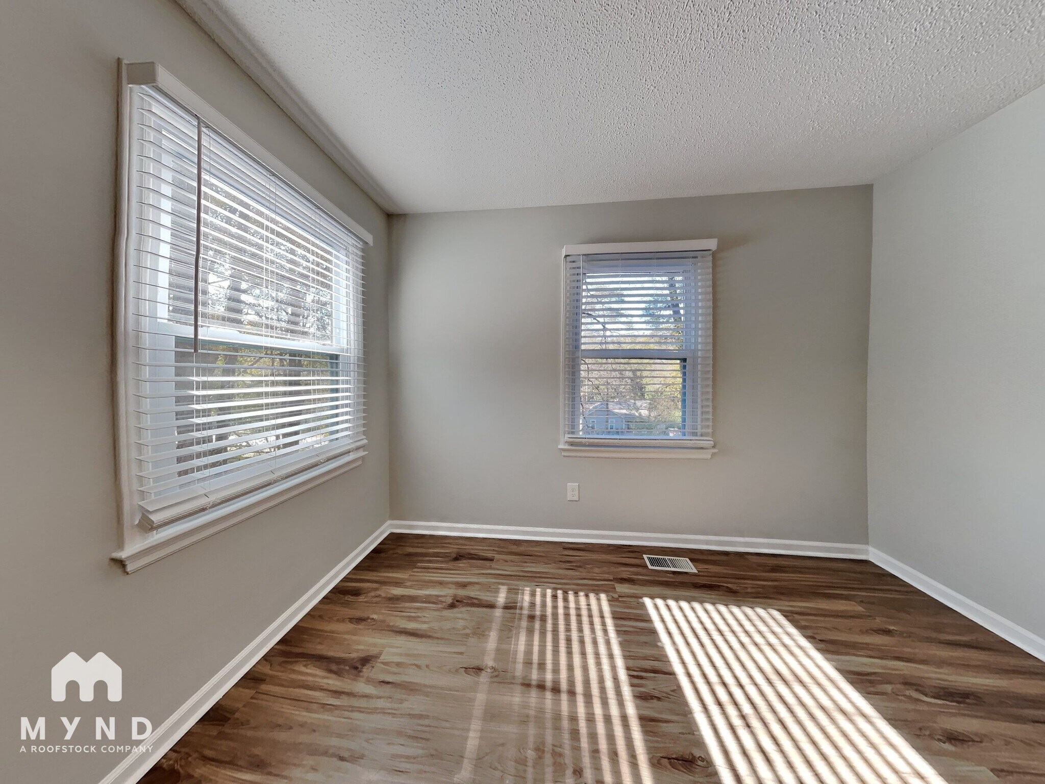 Building Photo - 108 Wellington Dr