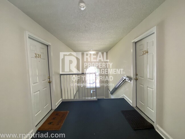 Building Photo - *Move In Special* Deacon Ridge Gated Commu...