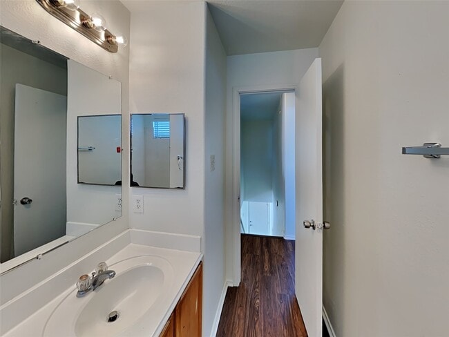 Building Photo - 9514 Chapelstone Ct