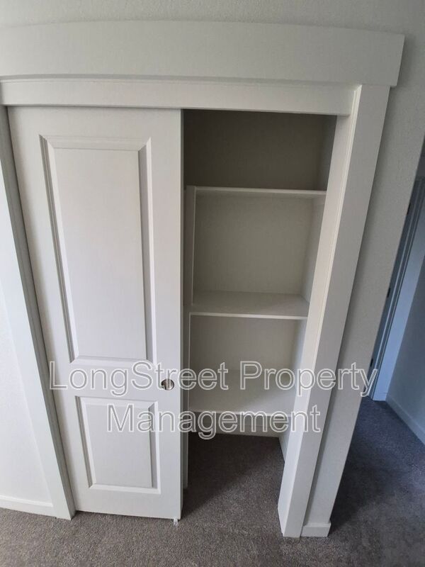 Building Photo - 4694 Finch St