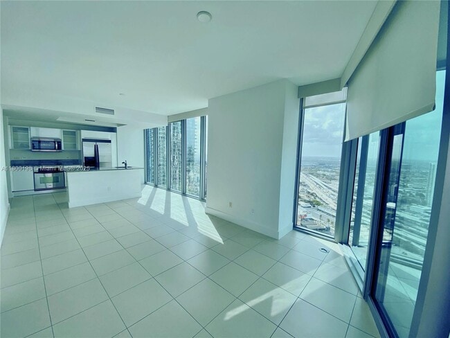 Building Photo - 888 Biscayne Blvd