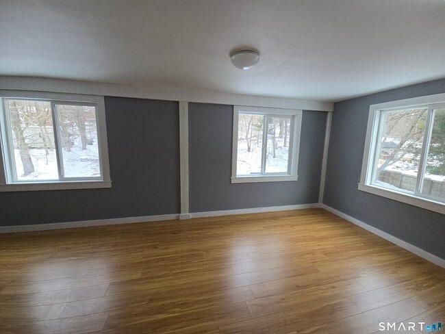 Building Photo - 103 Hebron Rd