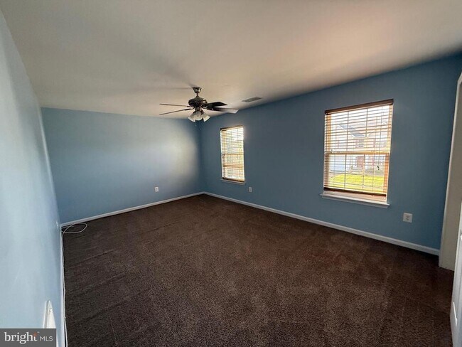 Building Photo - 18 Brushy Creek Cir