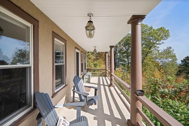 Building Photo - 20 Mountain Rd