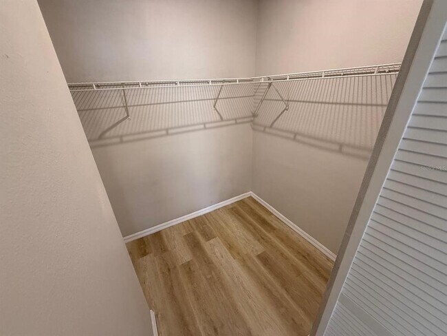 Building Photo - 5506 Metrowest Blvd